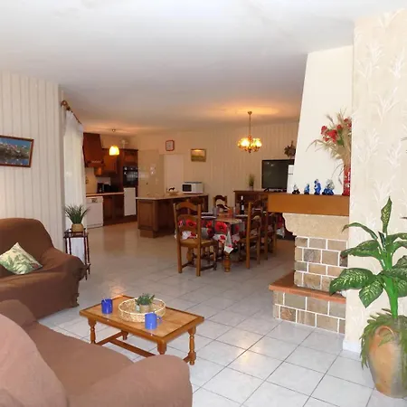 Sur - Maison Individuelle - Domaine Des Fees - De Nauzan *